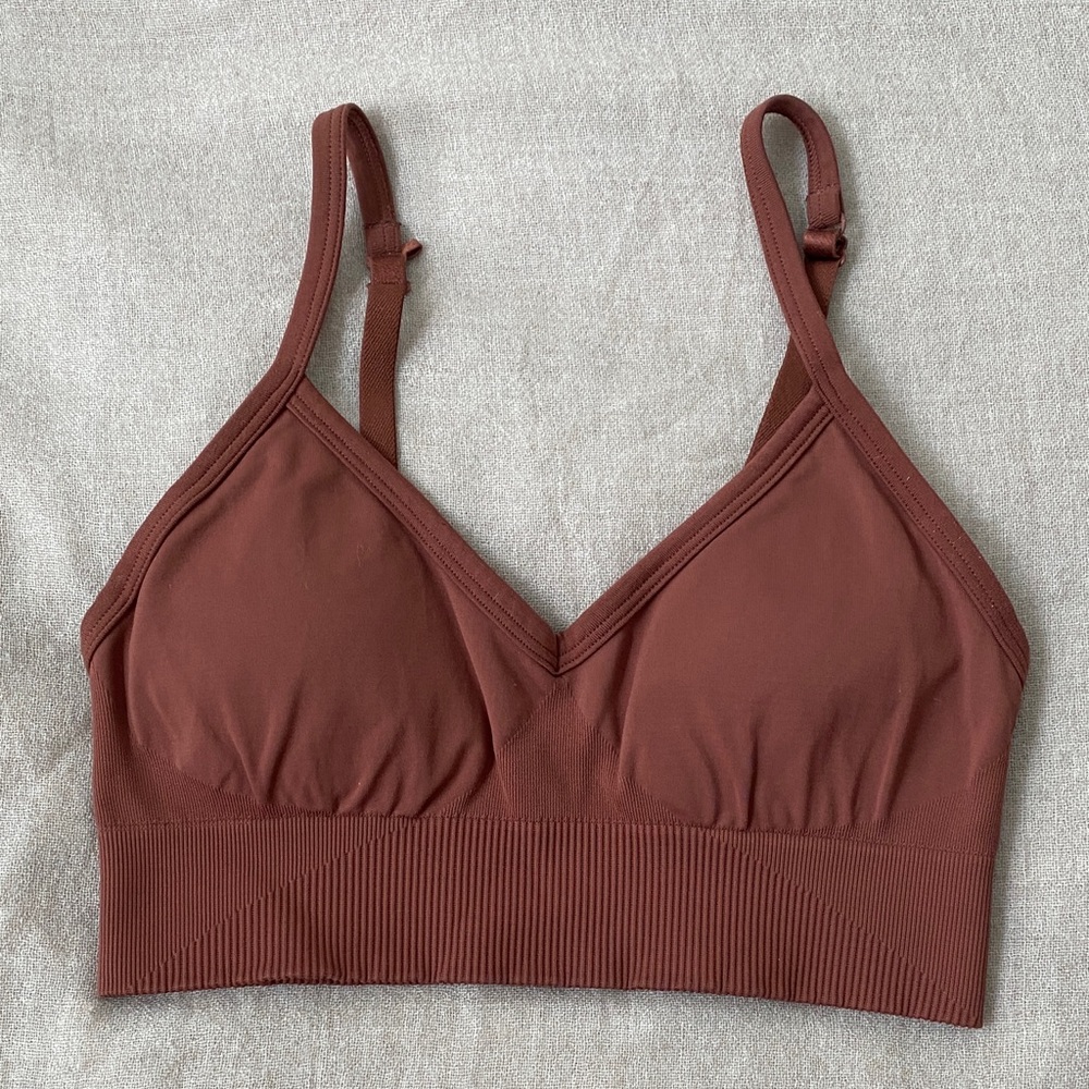 Lululemon Ebb to Street Bra
